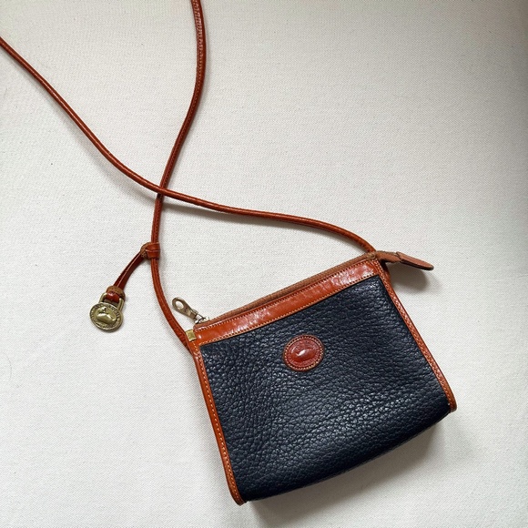 Dooney & Bourke Handbags - VINTAGE Dooney & Burke Crossbody